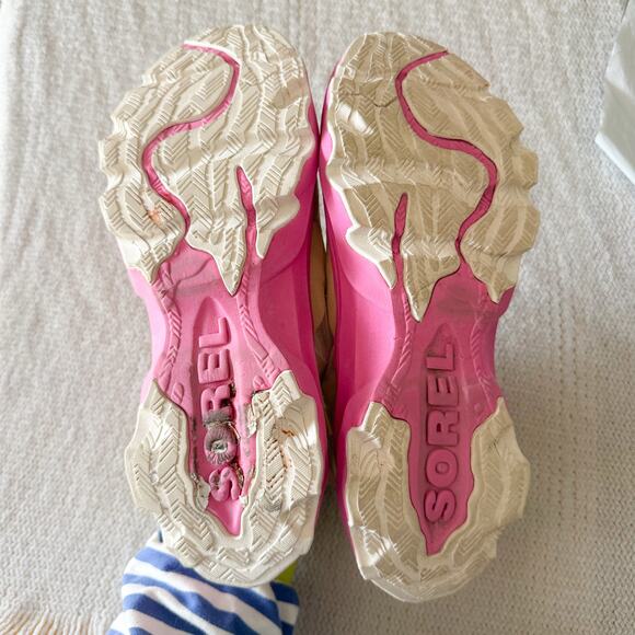Sorel Tan + Pink Kinetic Breakthru Tech Lace Sneakers Size 9 Gorp Workout - Picture 8 of 10
